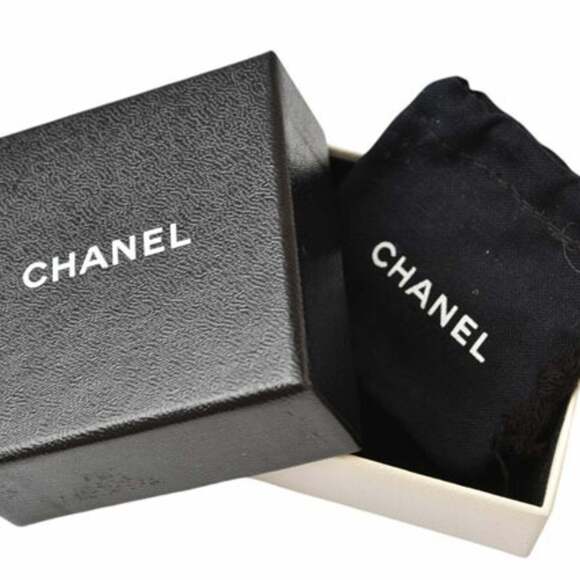 CHANEL Authentic Black Pearl Logo Necklace
